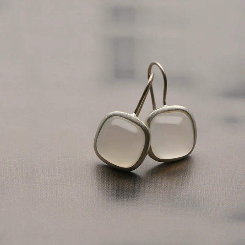 Foydjew Short Dangle Earrings Silver — Swuffy