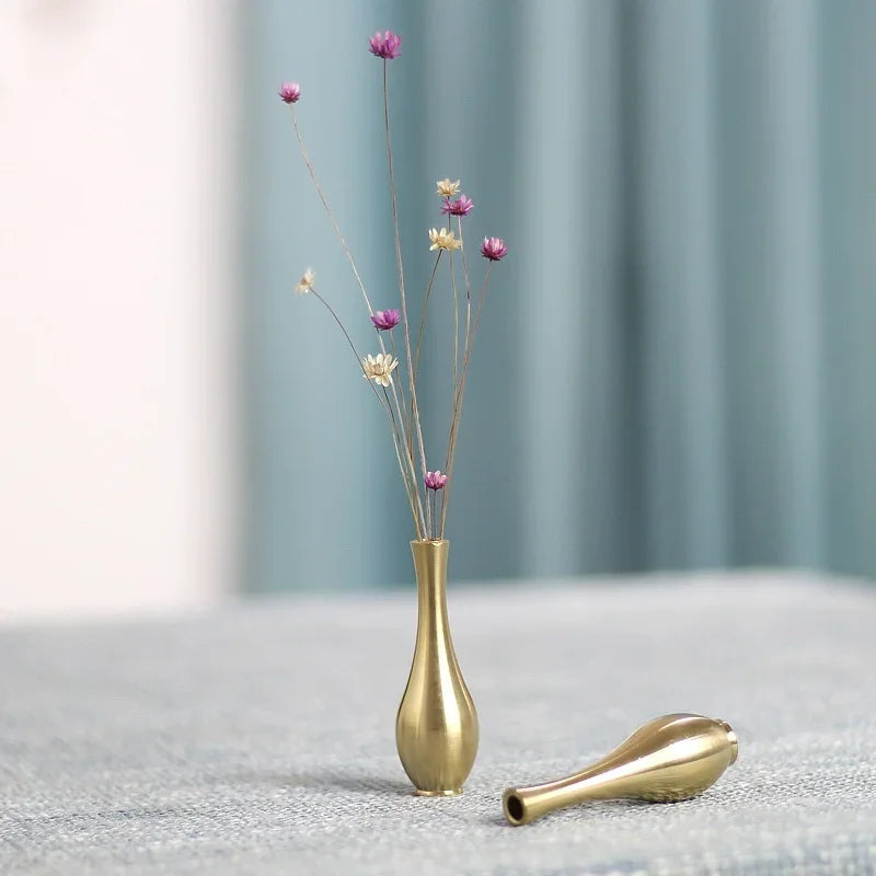 Vintage Copper Vase — Swuffy