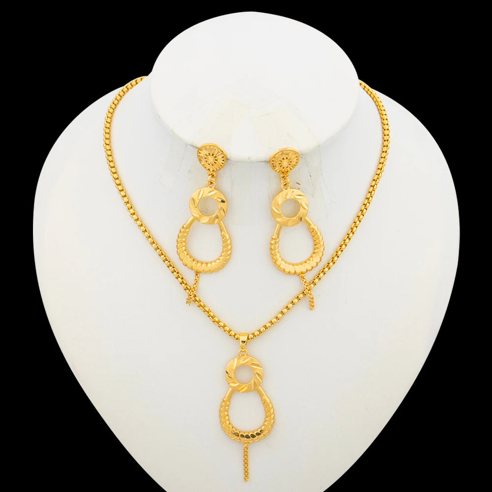 Ladies Elegant Necklace Earrings Afican — Swuffy