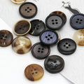 Hengc Retro Suit Horn Resin — Swuffy