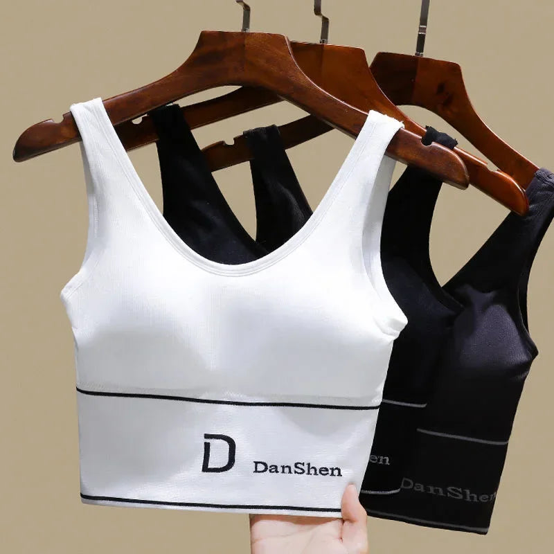 Shaped Seamless Yoga Bra Letter — Swuffy