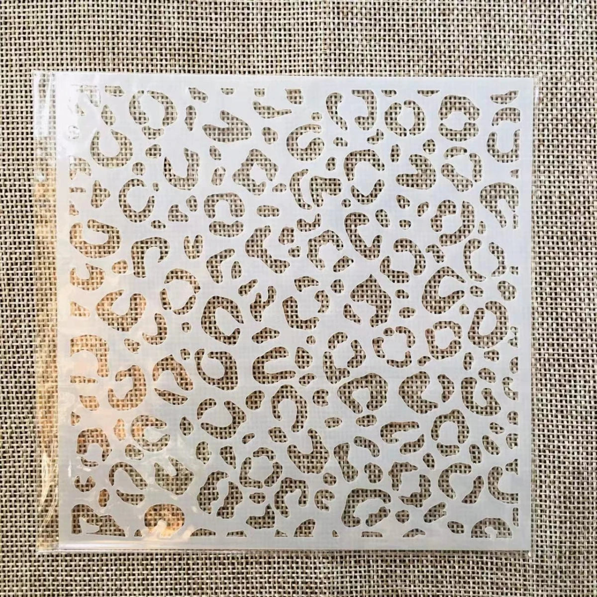 Leopard Printed Layering Stencils Wall — Swuffy