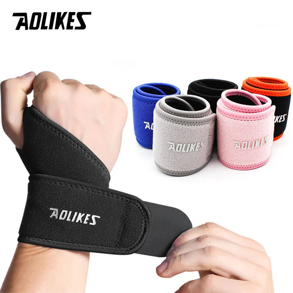 Adjustable Wrist Support Brace — Swuffy