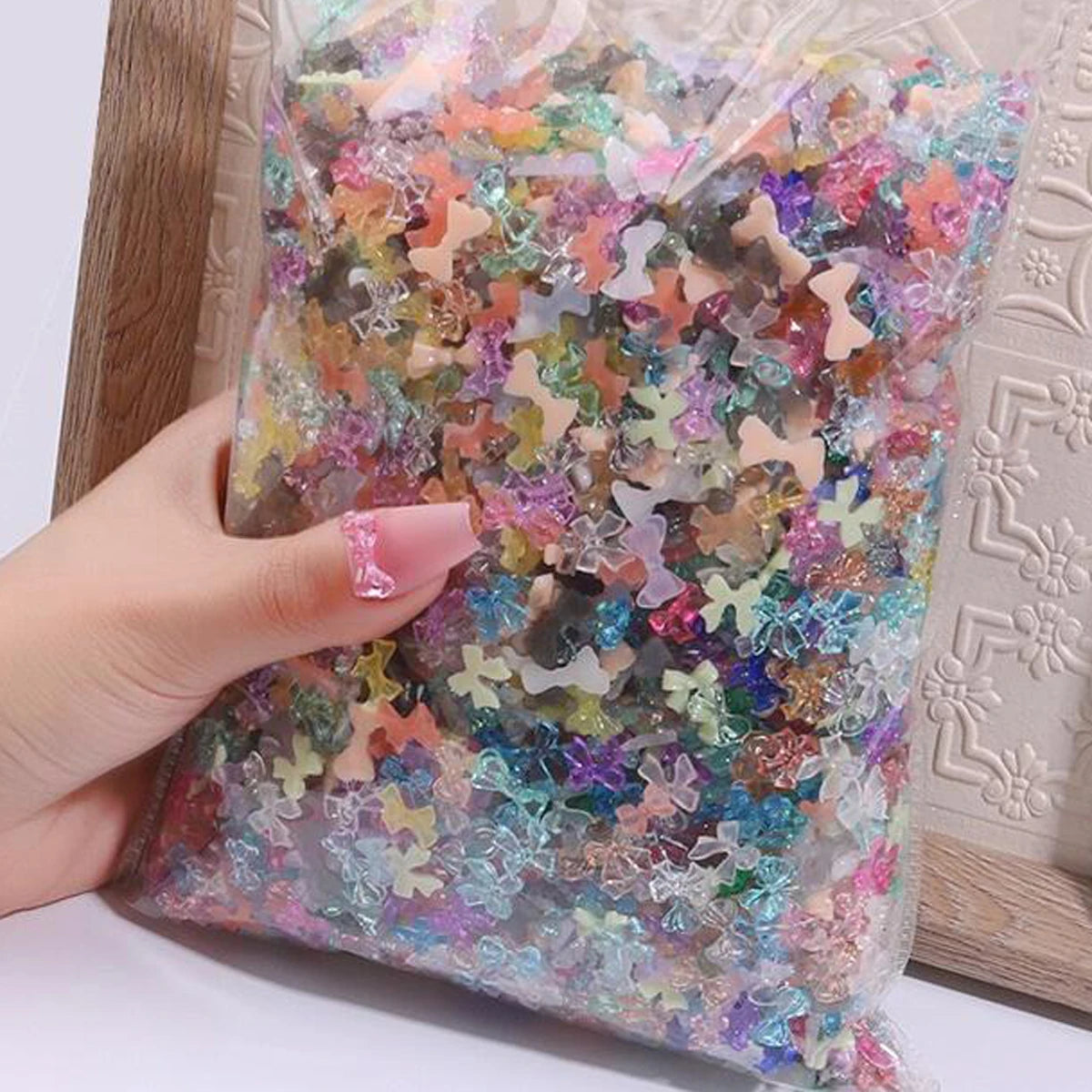 Mix Bow Shape Nail Art — Swuffy