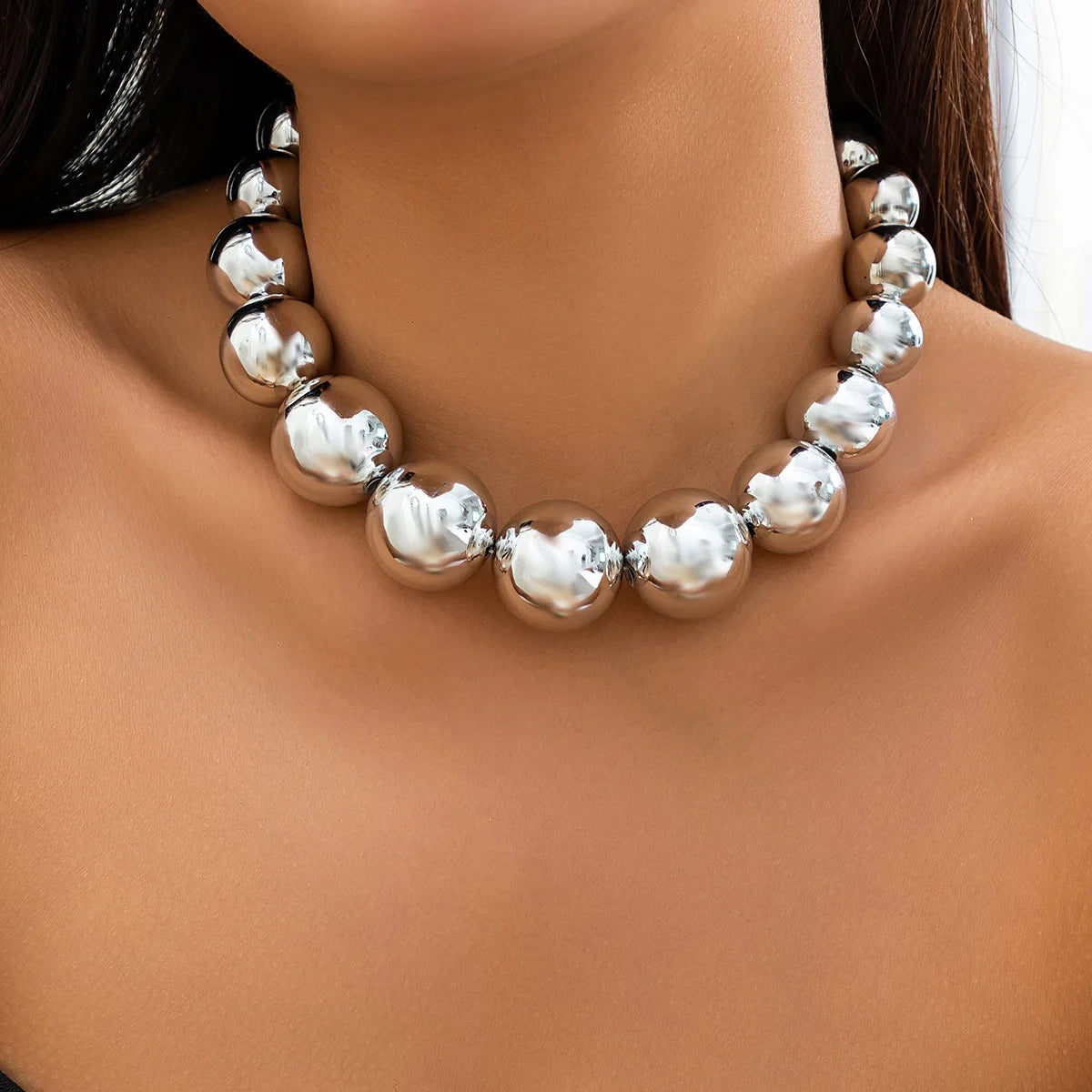 Exaggerated Big Ball Choker Necklace — Swuffy