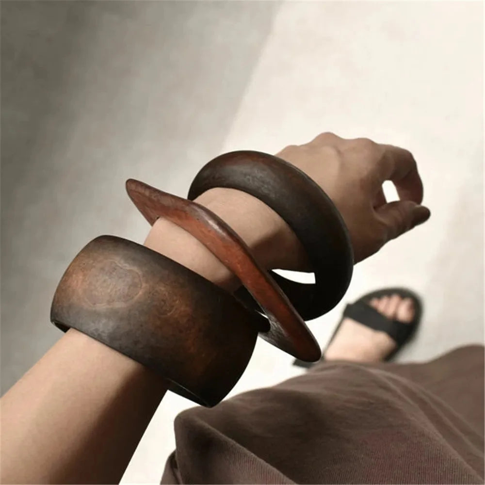Elegant Natural Wood Square Bracelet — Swuffy