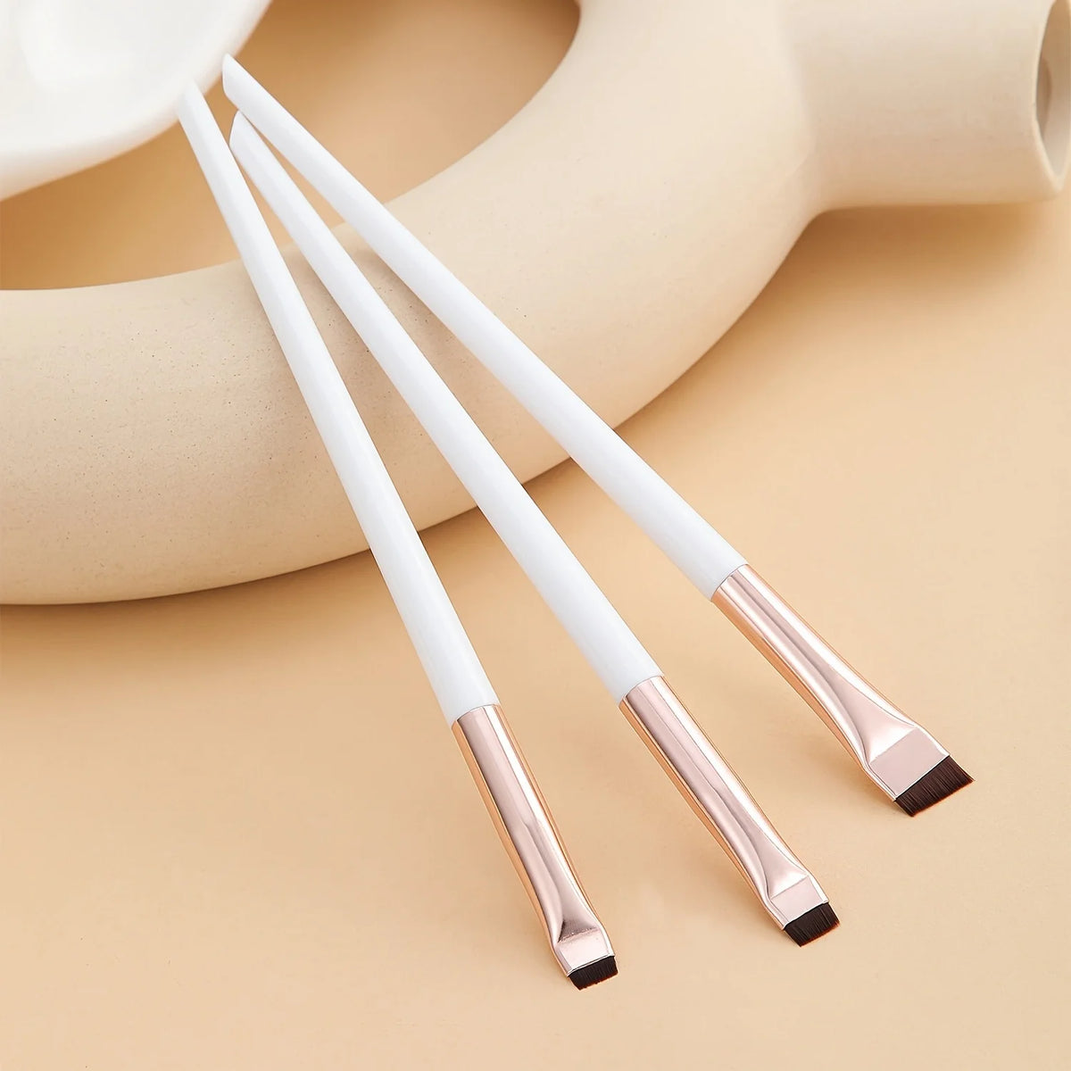 Ultra Thin Eyebrow Brush Angled — Swuffy
