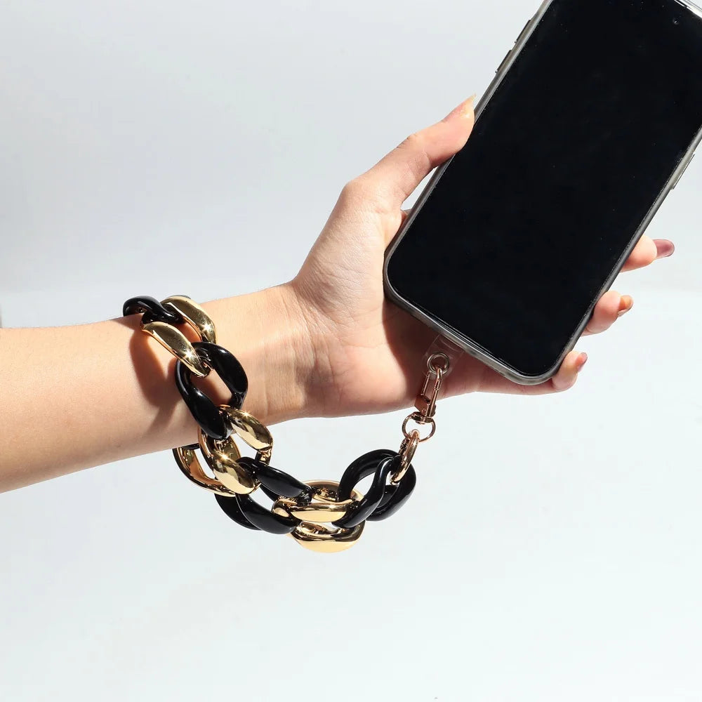 Trend Acrylic Chunky Chain Phone — Swuffy
