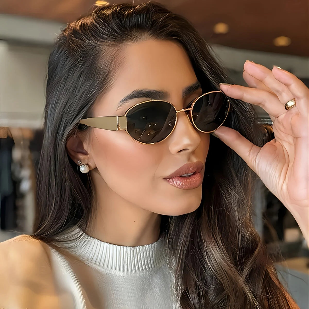Oval Sunglasses Trendy Metal Frame — Swuffy