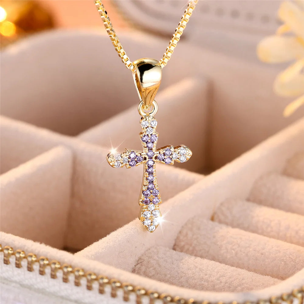 Female Cross Pendant Necklace Vintage — Swuffy