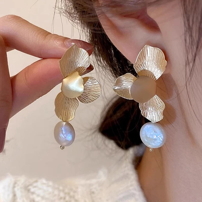 Personality Fold Flower Drop Earrings — Swuffy