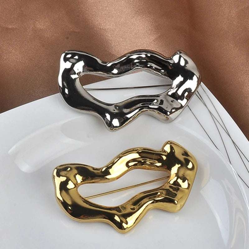 Geometric Metal Collar Brooch — Swuffy