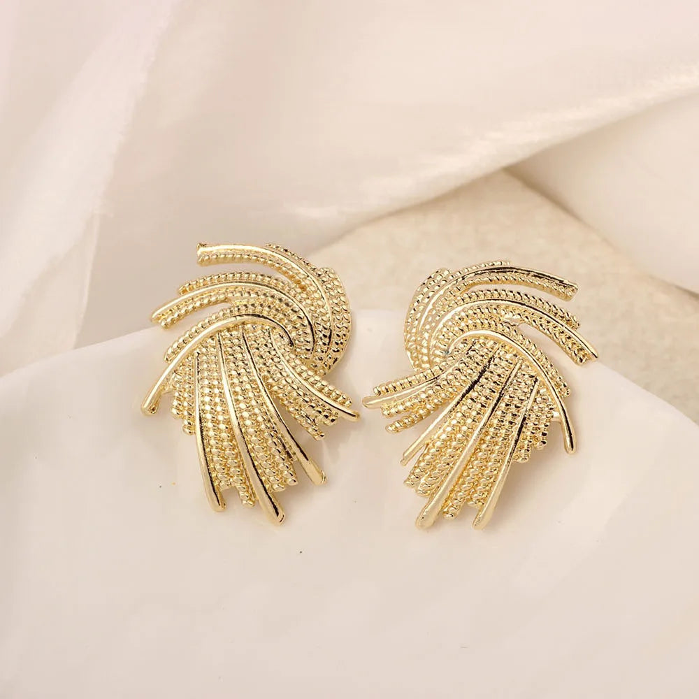 Irregular Geometry Big Stud Earrings — Swuffy
