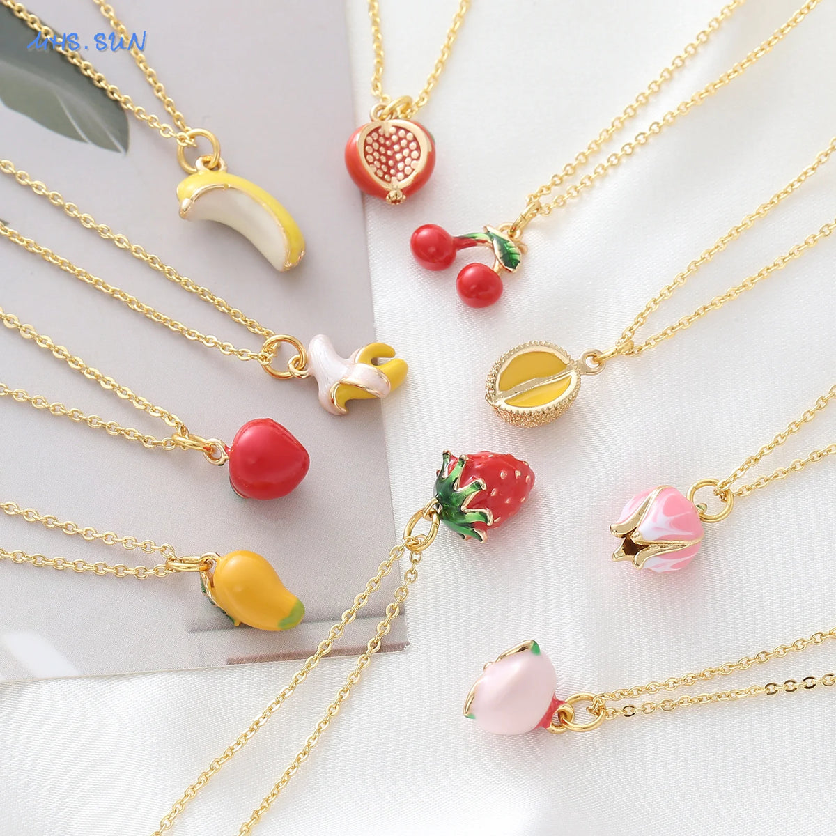 Mhs Sun Fruit Series Pendant — Swuffy