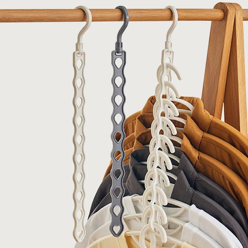 Rotatable Porous Hanger Storage Rack — Swuffy
