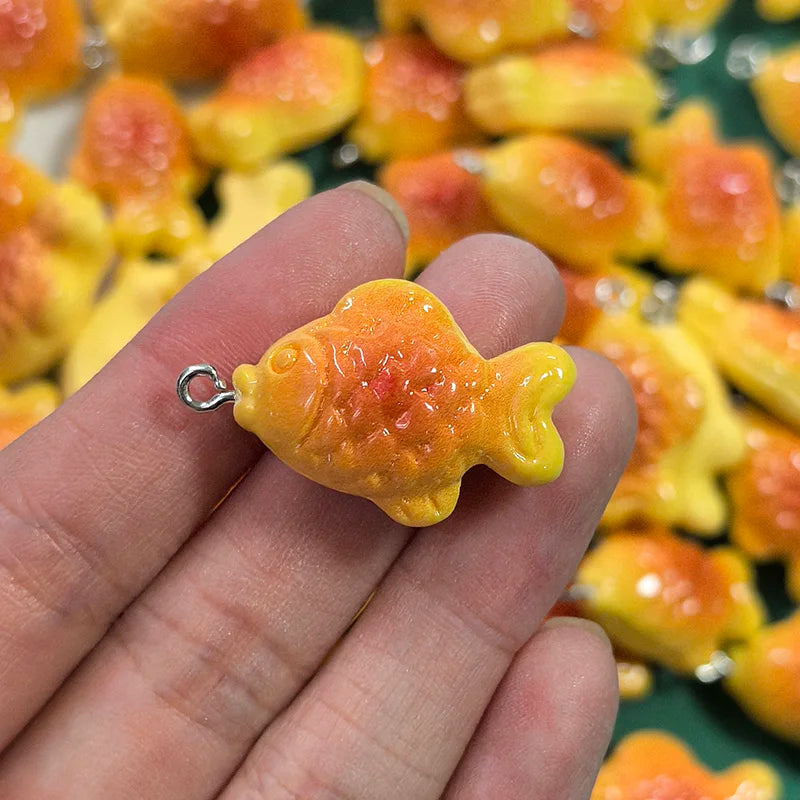 Taiyaki Fish Resin Charms Japanese — Swuffy