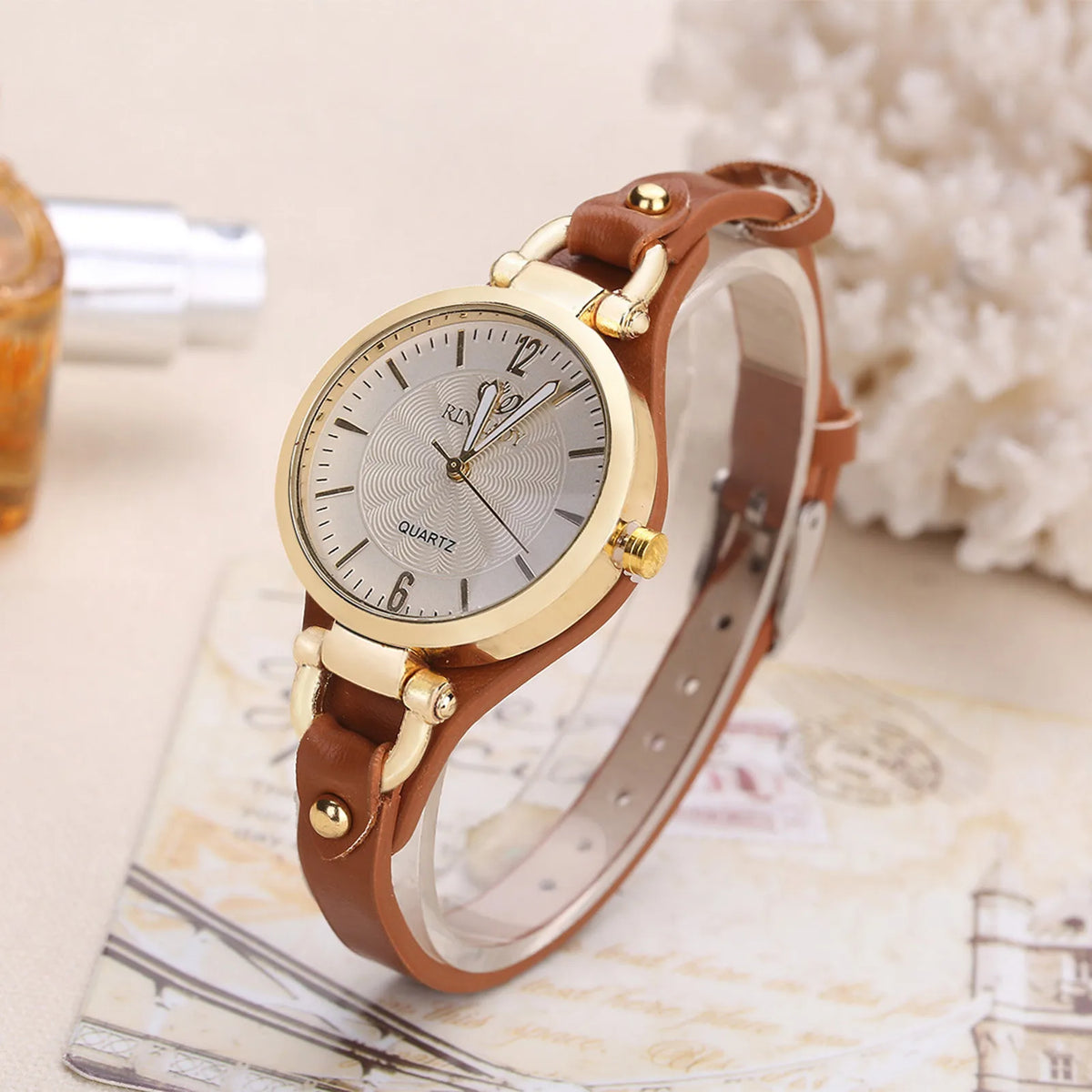 Trendy Quartz Watches Round Dial — Swuffy