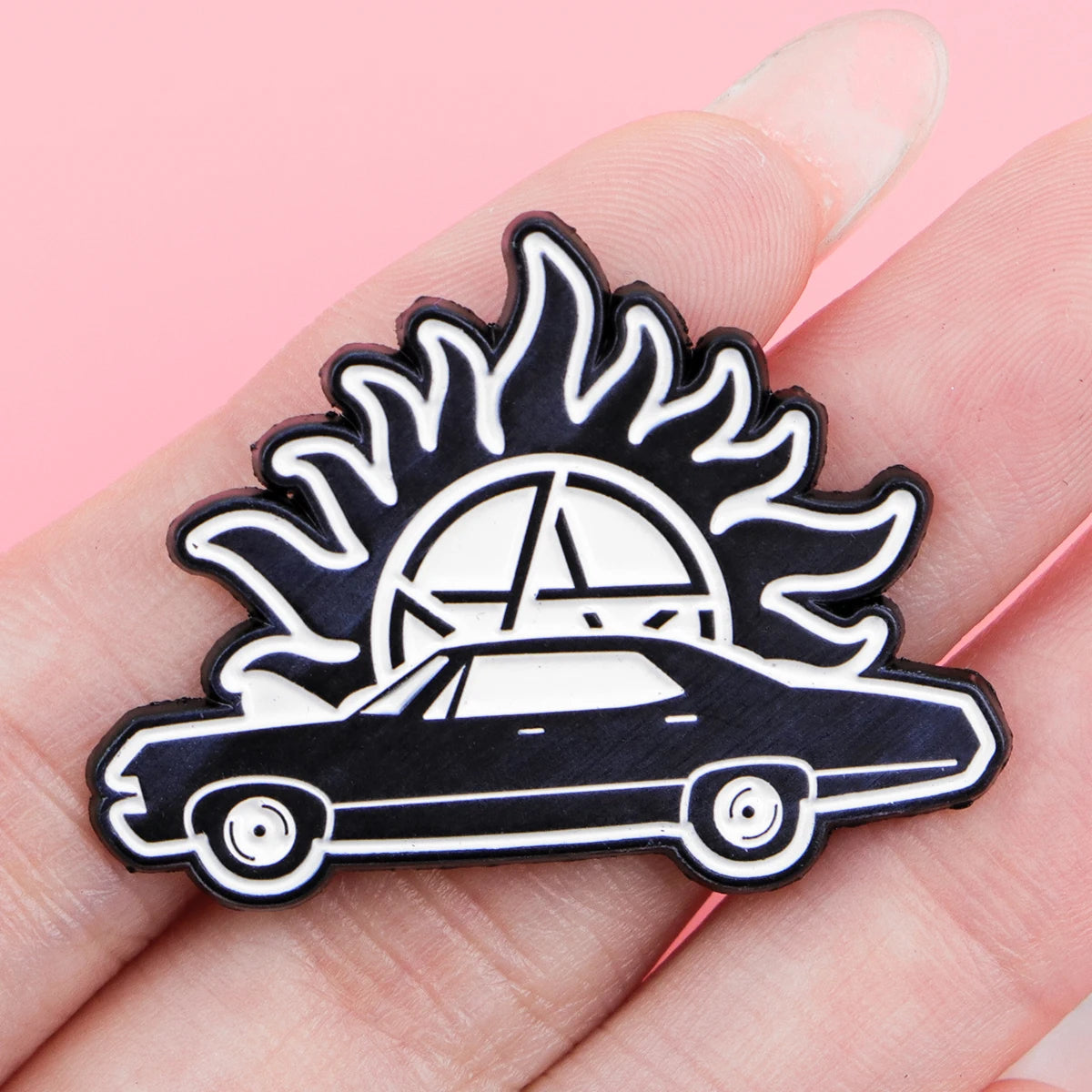 Retro Car Enamel Pins Tv — Swuffy