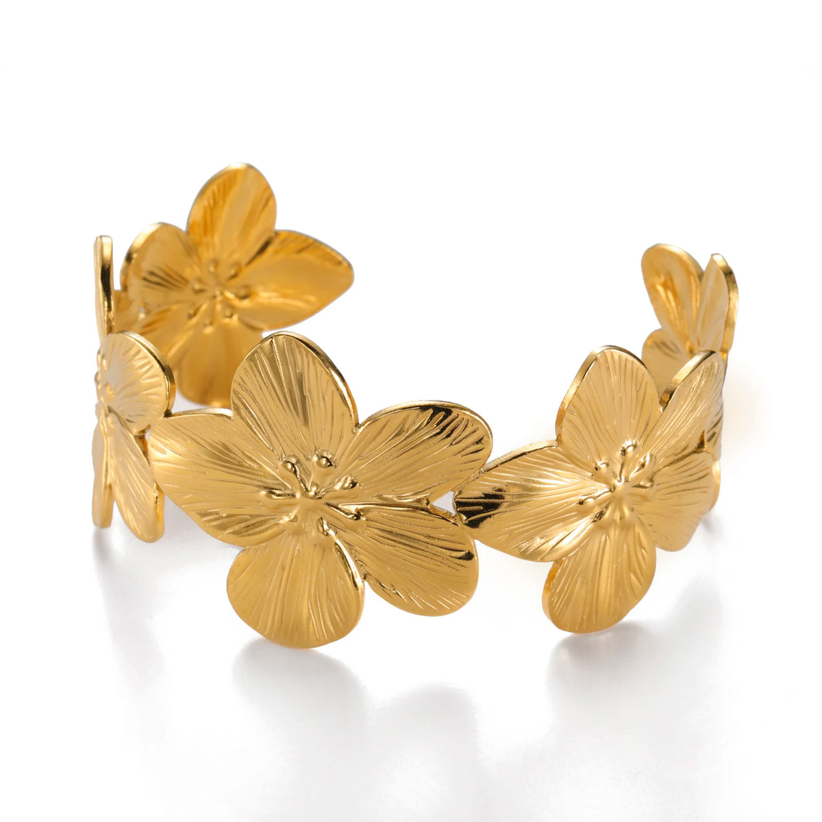 Teamer Big Flowers Cuff Bracelet — Swuffy