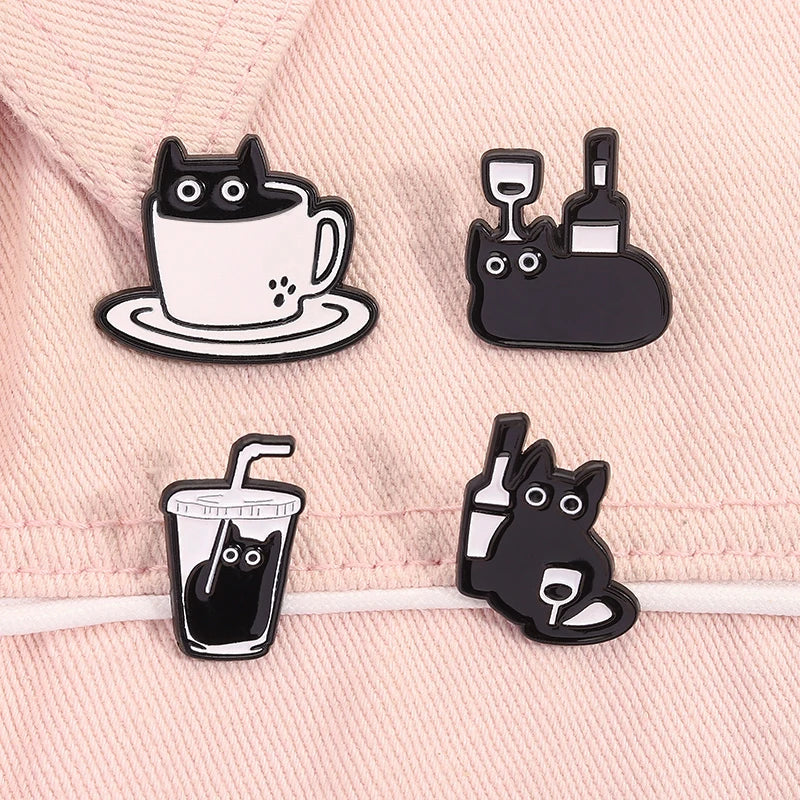Cartoon Big Eyes Black Cat — Swuffy