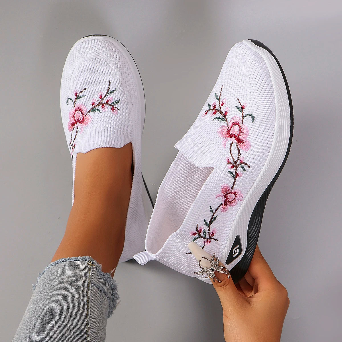 Summer Breathable Mesh Flat Shoes — Swuffy