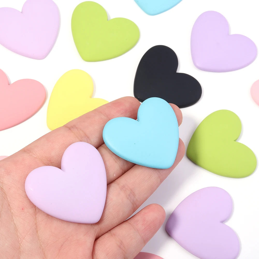Kawaii Flatback Resin Heart Cabochon — Swuffy