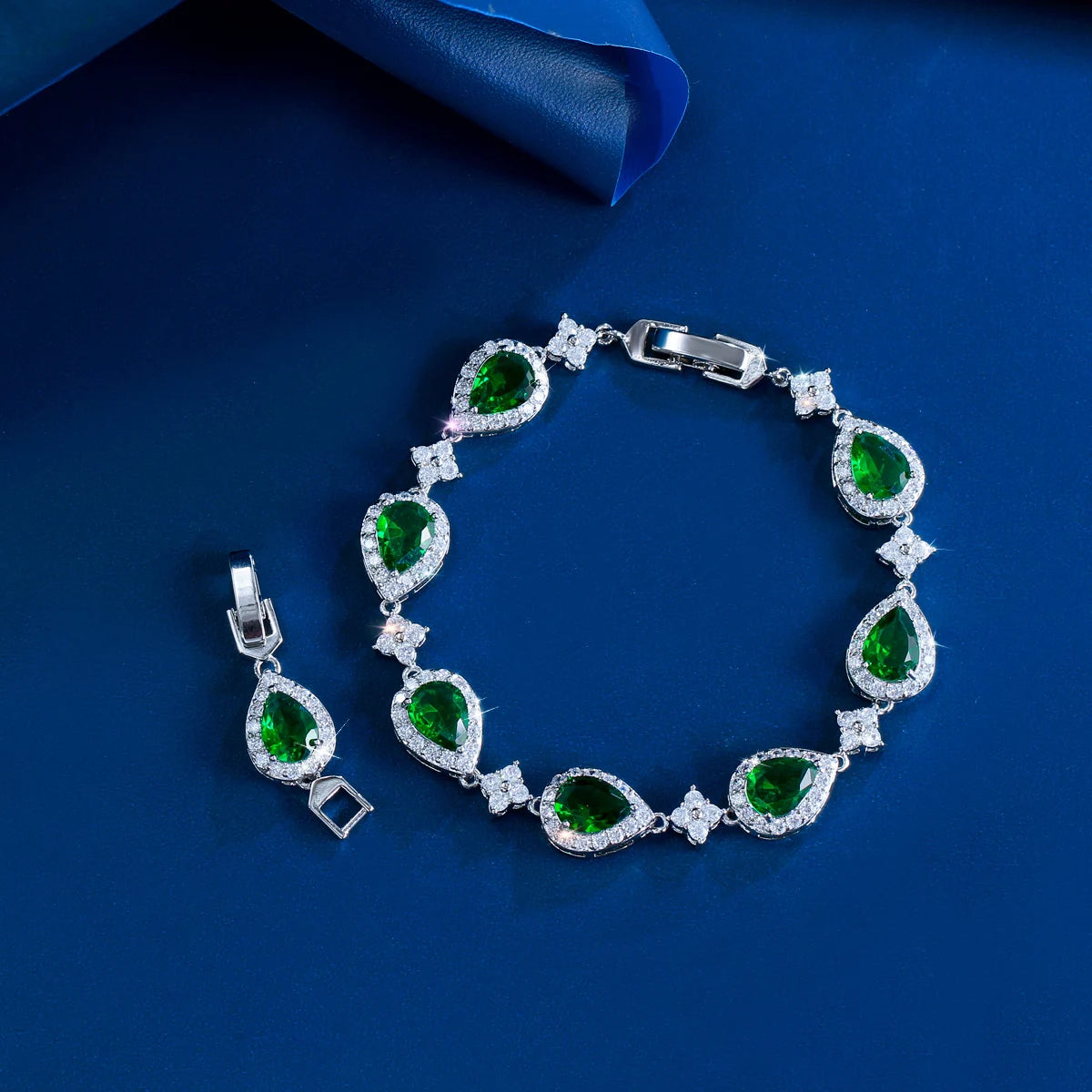 Green Water Drop Necklace — Swuffy