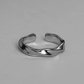 Retro Simple Threaded Silver Ring — Swuffy