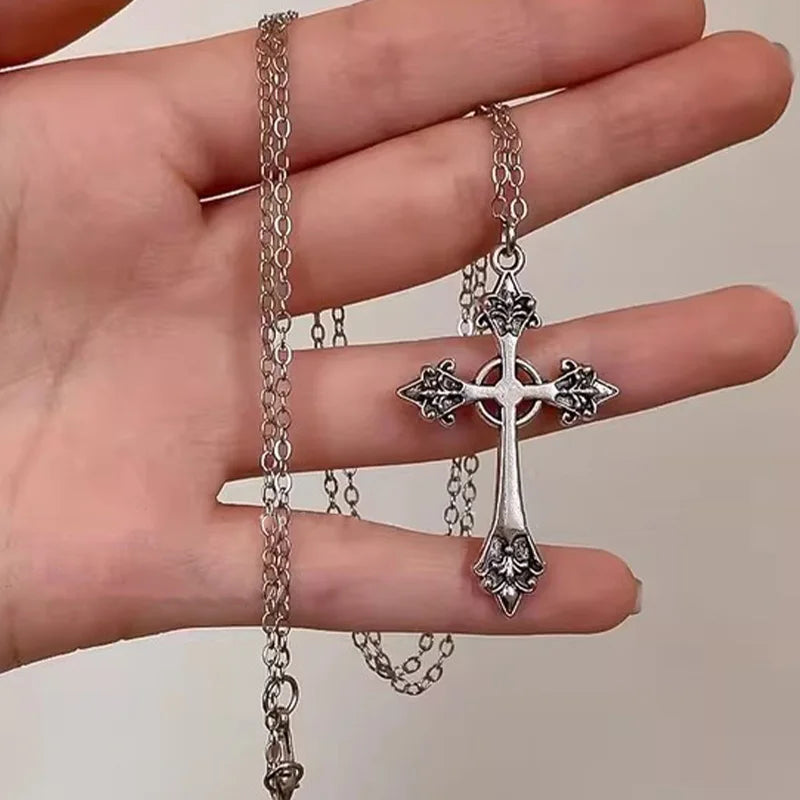 Korean Vintage Punk Pendant Necklace — Swuffy