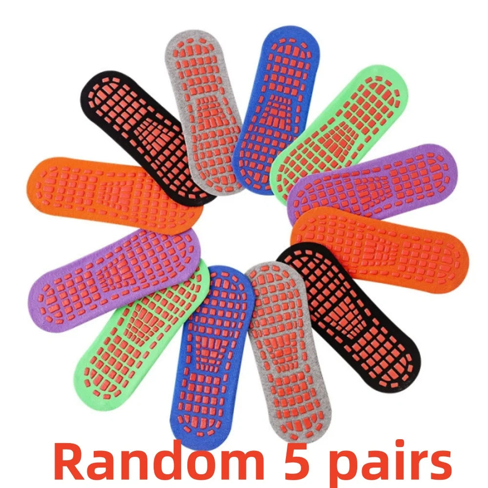 Random Trampoline Socks Dotted Non — Swuffy