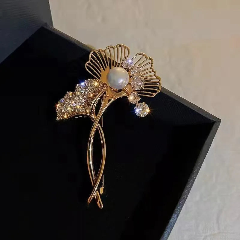 Blooming Imitation Pearl Water Diamond — Swuffy