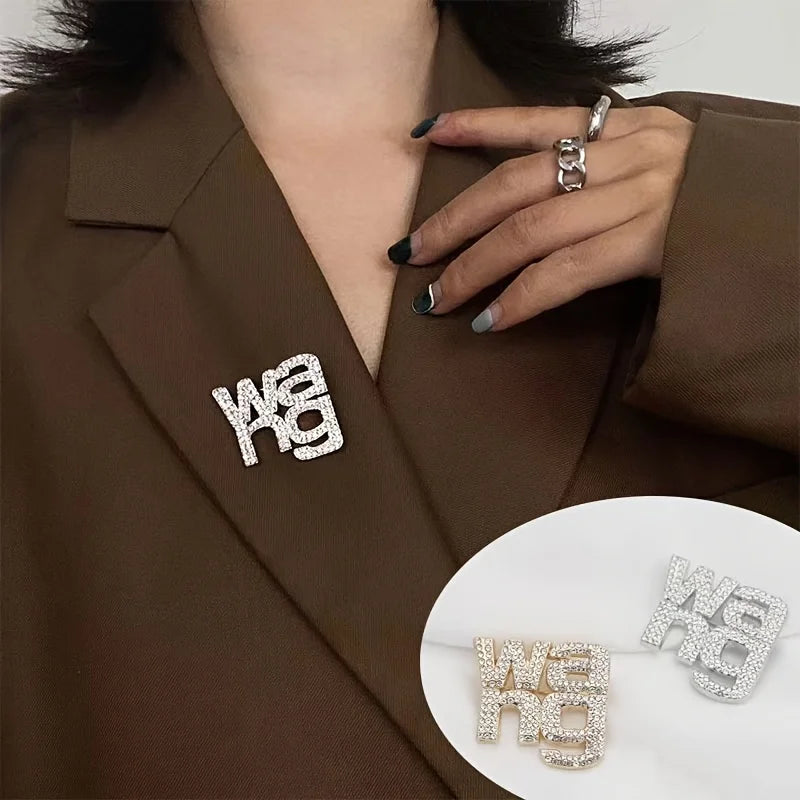 Letter Brooch Elegant Scarf Pin — Swuffy
