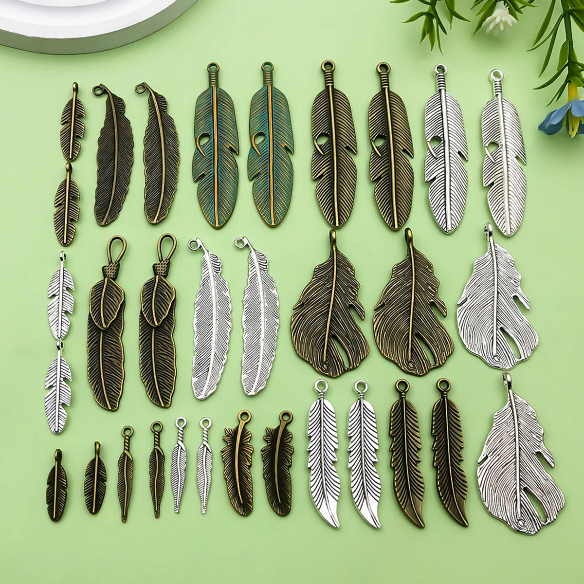 Vintage Feather Charms Alloy Leaf — Swuffy