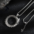 Retro Simple Round Dragon Pendant — Swuffy