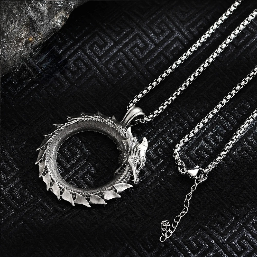 Retro Simple Round Dragon Pendant — Swuffy