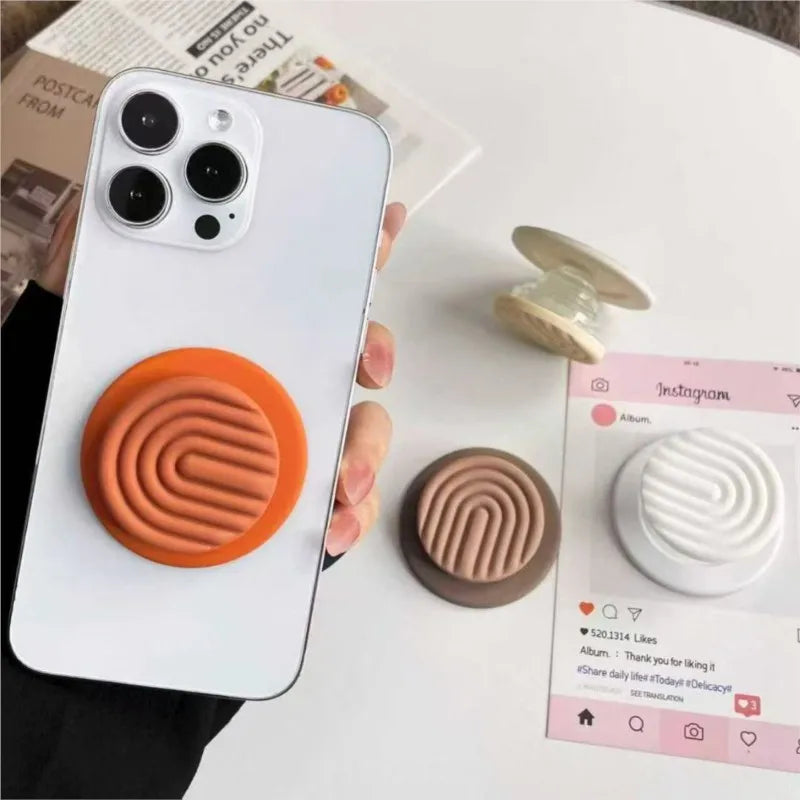 Macaron Cookie Magnetic Phone Holder — Swuffy