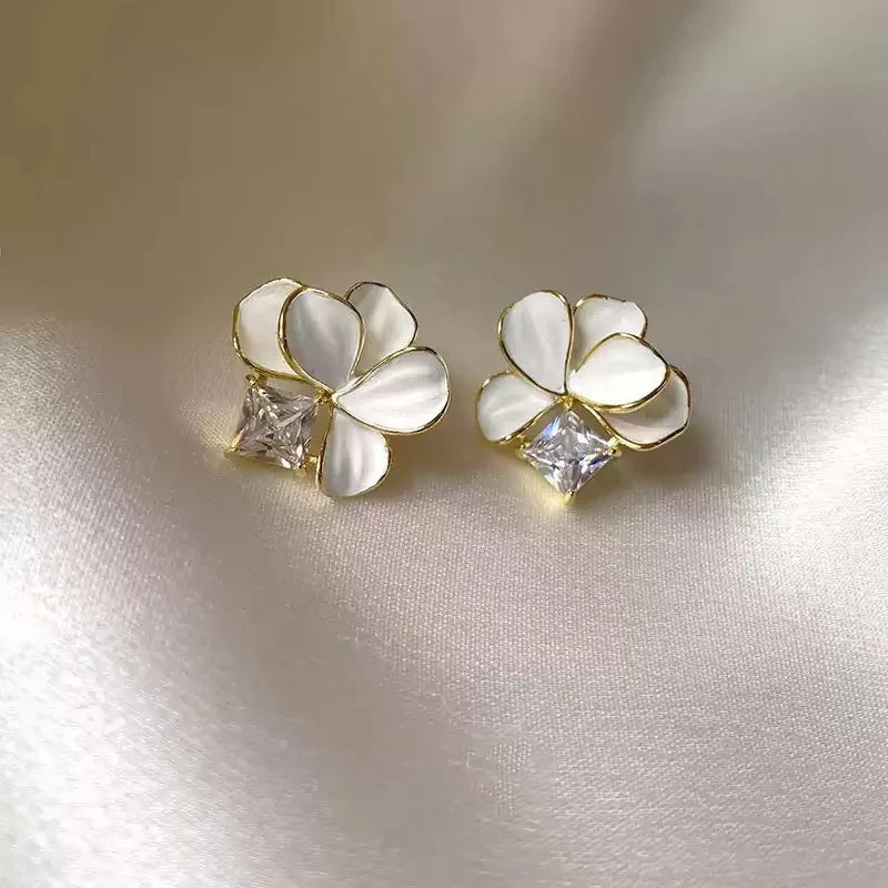 Ftcy Camellia Stud Earring Elegant — Swuffy