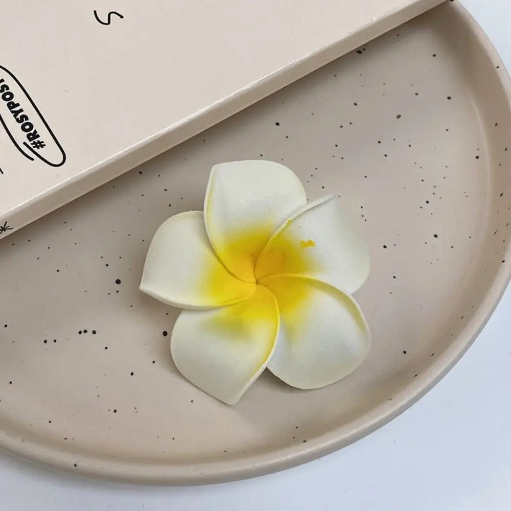 Korean Simulation Flower Hair Clip — Swuffy