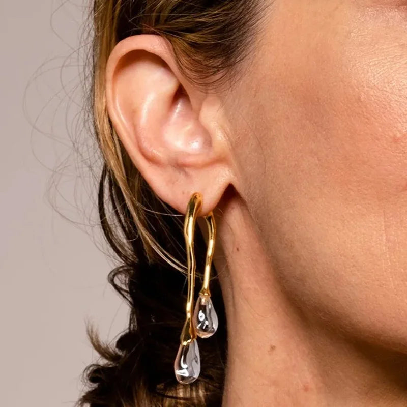 Fashionable Resin Droplet Shaped Pendant — Swuffy