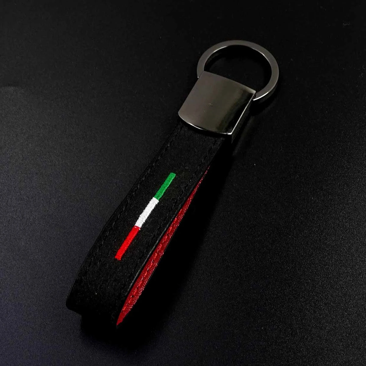 Leather Car Badges Keychains Alfa — Swuffy