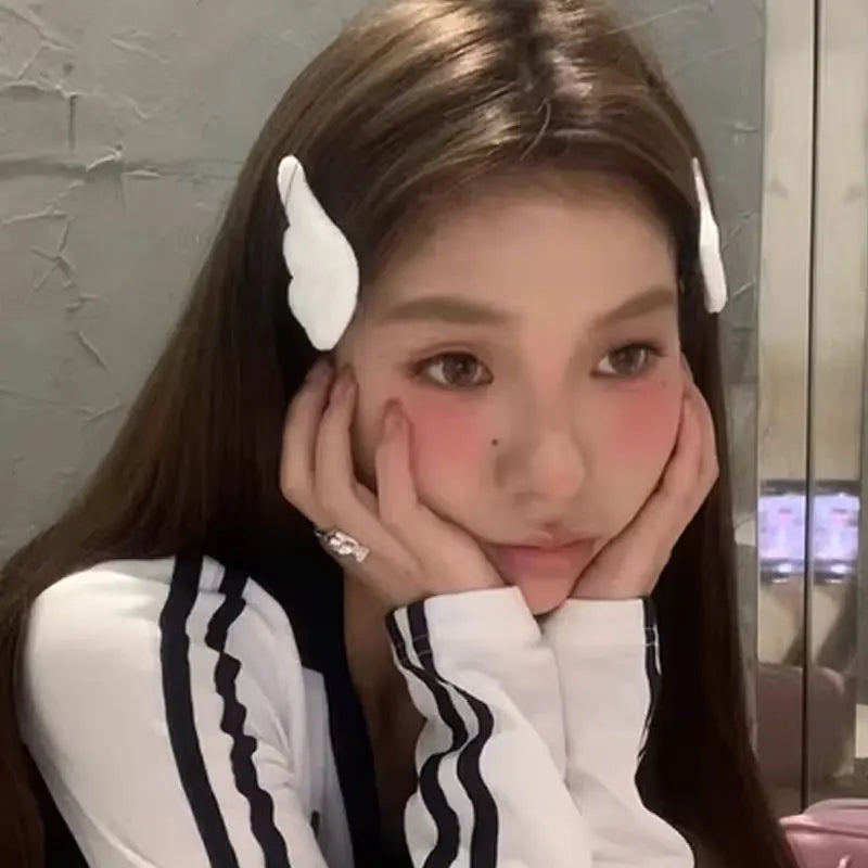 White Angel Wing Hair Clip — Swuffy