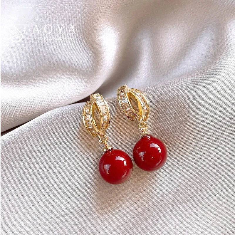 Wine Red Imitation Pearl Pendant — Swuffy