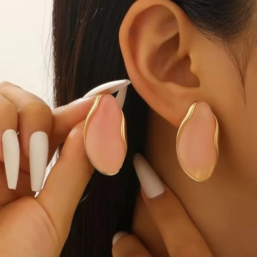 Retro Resin Earrings Irregular Alloy — Swuffy