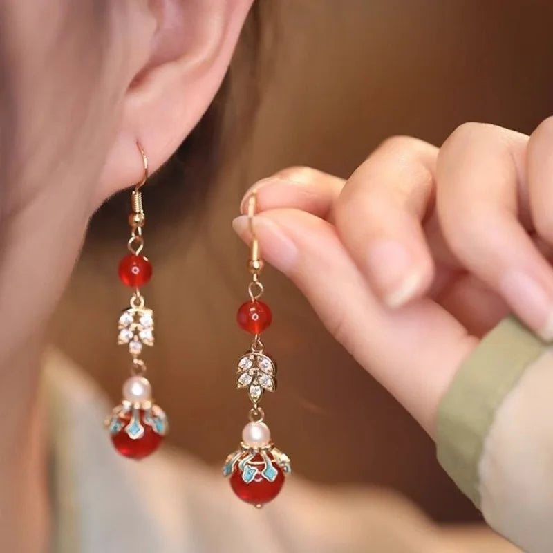 Classical Chinese Red Bal Pendant — Swuffy