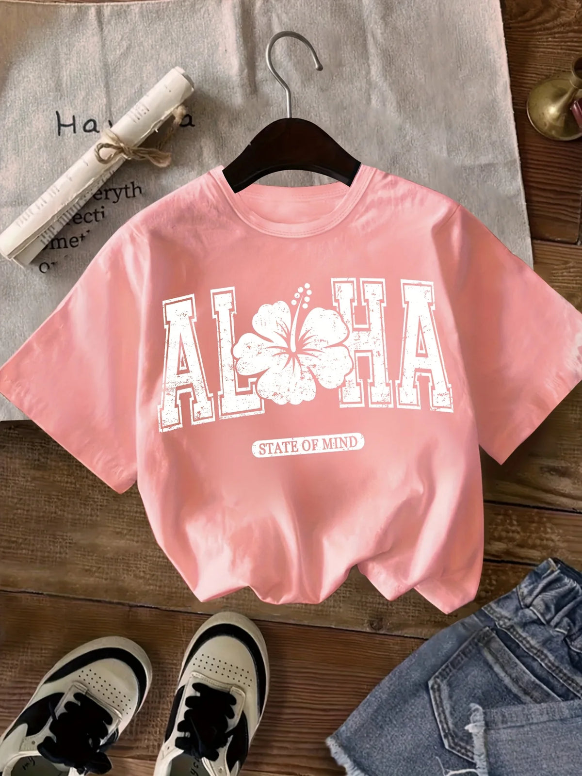 Aloha Hawaiian Greeting Shirt Featuring — Swuffy