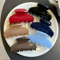 Korean Simple Solid Hair Claw — Swuffy