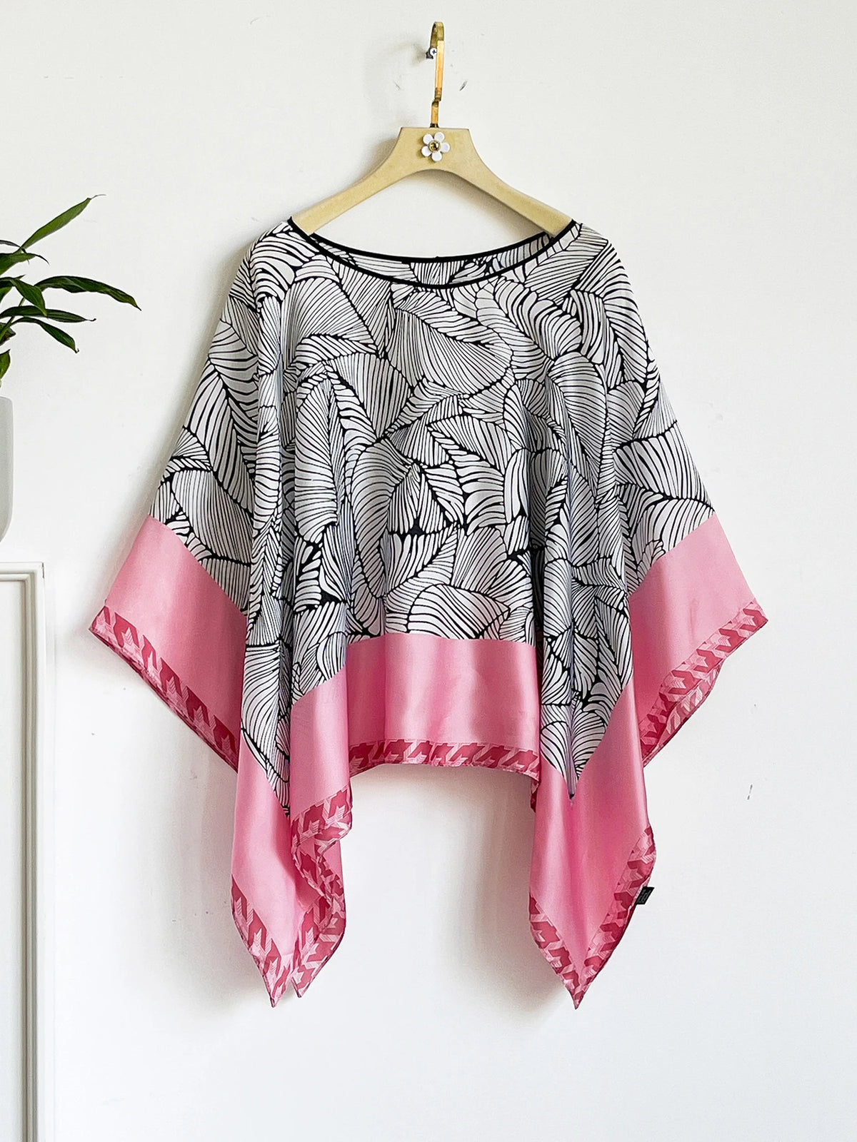 Loose Poncho Cloak Thin Scarf — Swuffy