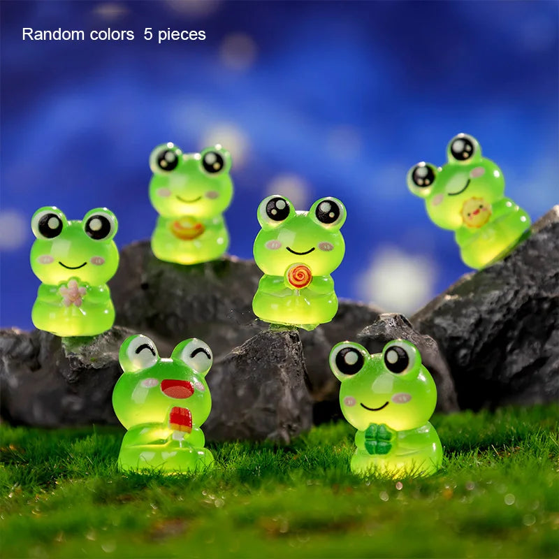 Kawaii Luminous Smiling Frog Resin — Swuffy