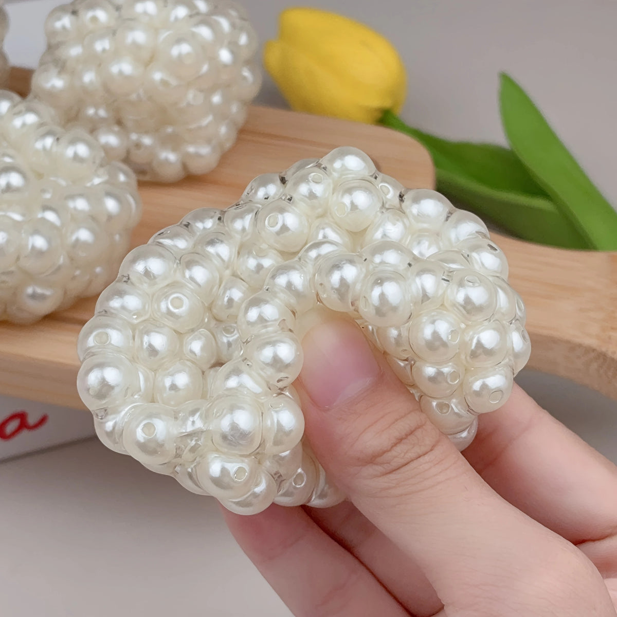 Pearl Squishy Stress Relief Toy — Swuffy