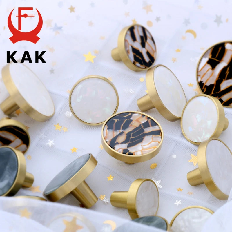 Kak Brass Hooks Shell Nordic — Swuffy